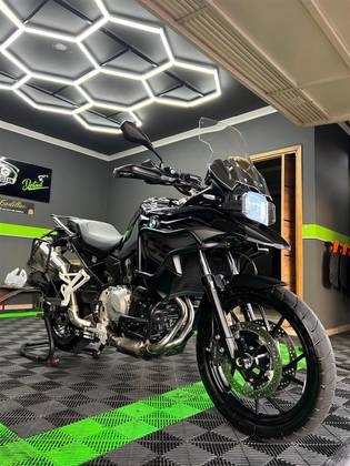 BMW F 750 GS PREMIUM BMW F 750 GS PREMIUM